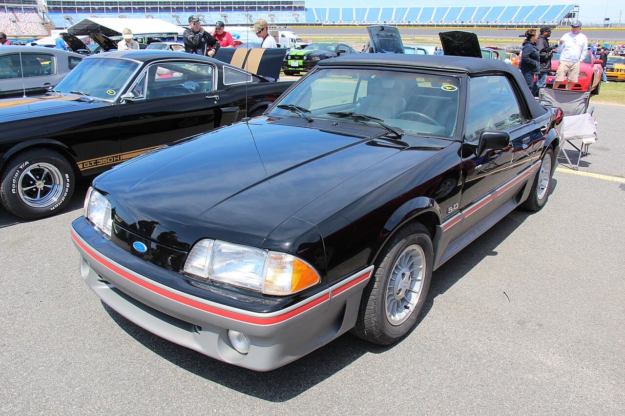 🏁 Vapid Dominator ➡️ Ford Mustang (generación moderna) en la vida real