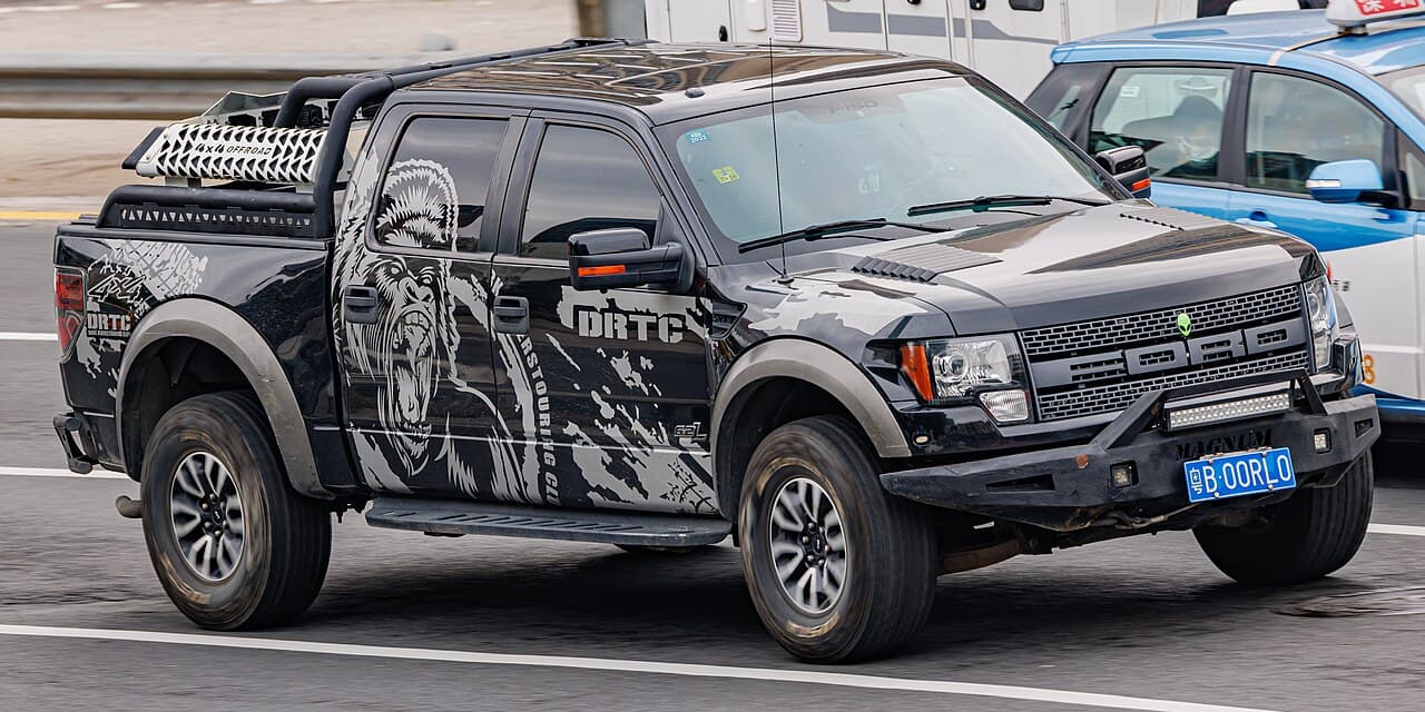 🚙 Vapid Sandking XL ➡️ Ford F-150 Raptor en la vida real